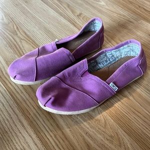 Toms lilac shoes